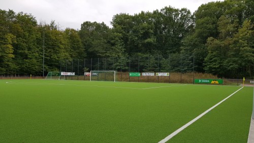 FuPa: Lockerungen gestoppt: Fußball muss sich weiter gedulden :(